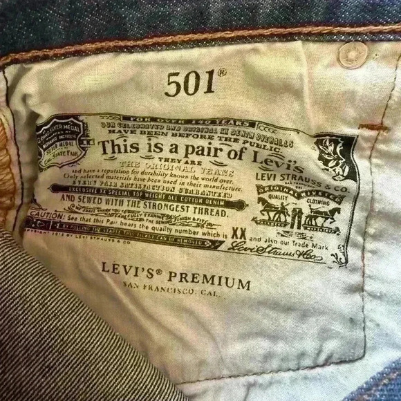 Women’s Levi’s 501 Button Fly Denim Cutoff Shorts - Size 29 - Picture 11 of 12